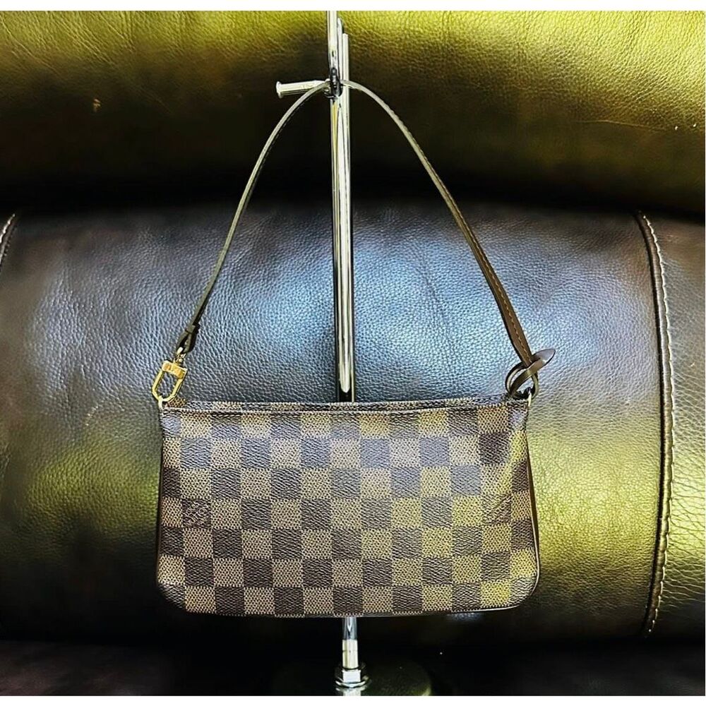 Louis Vuitton Pochette Accessories Damier Ebene